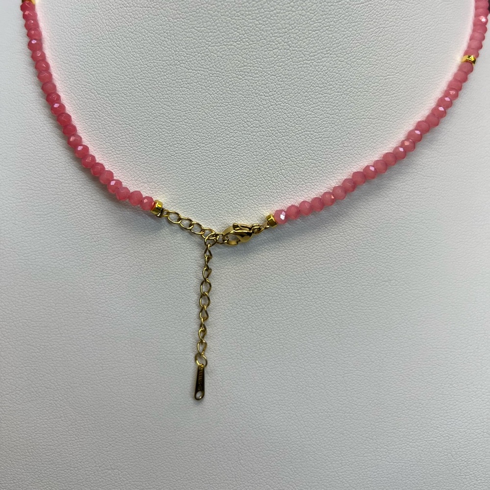 NP139 Genuine White Freshwater Pearl Necklace, Barbie Pink Swarovski Crystals - Picture 3 of 3